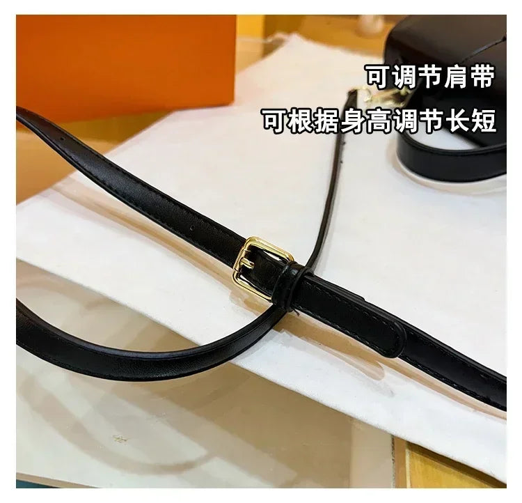 Designer 2025 Women's Luxury Solid Color Leather Handbag Fashion Crossbody Shoulder Purse Elegant Tote Handbag