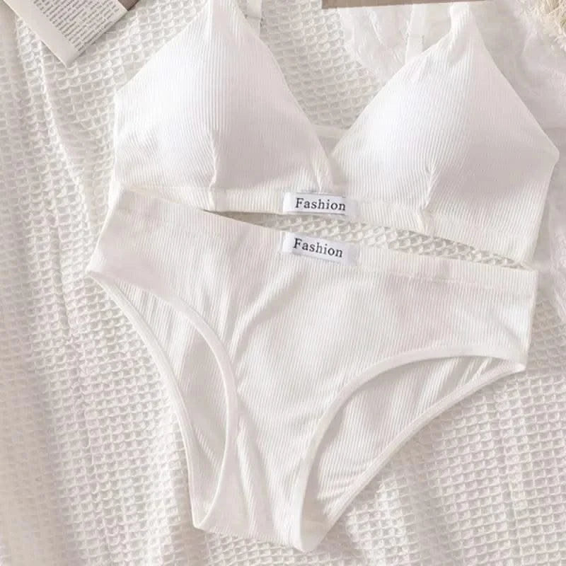 Women Cotton Bra And Panties Set Low Rise Briefs Panties Non-Wire Vneck Bras Sexy Lingerie Push Up Brassiere Female Underwear
