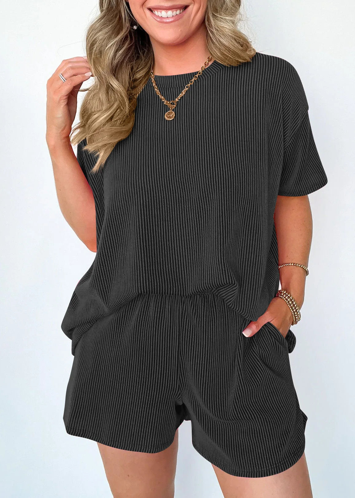 Women's clothing 2025 summer short-sleeved wavy crew neck top, elastic waist shorts two-piece set