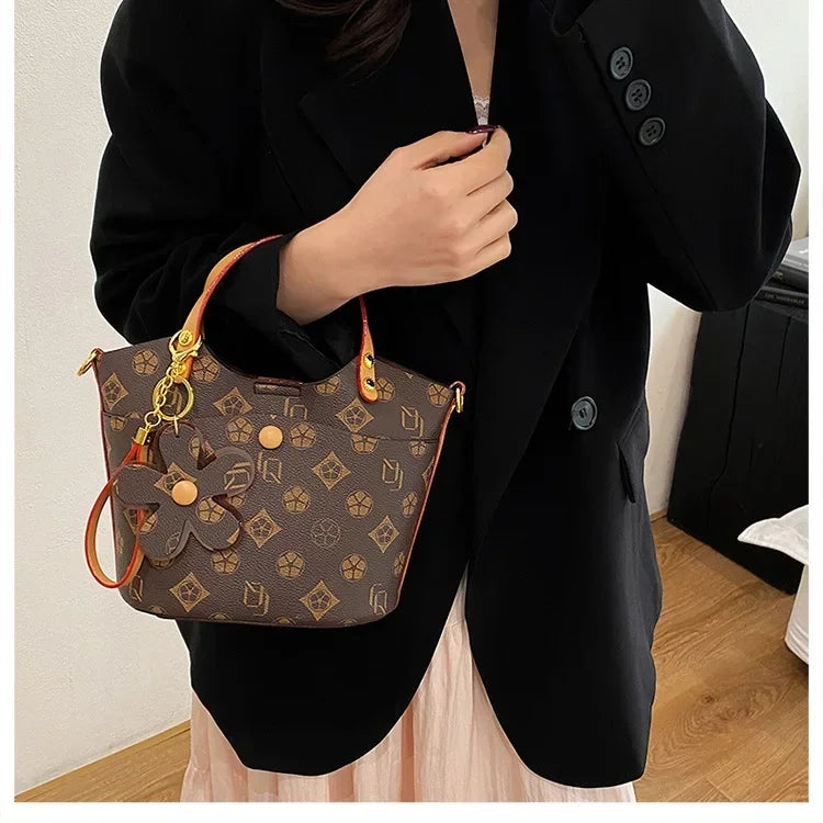 In 2025, Designer Retro Printed Handbags, Convertible Crossbody Bags, and Luxury Textured Best-selling Women's Bags
