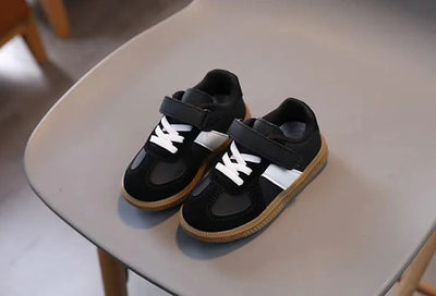 Children's Sports Shoes Flat Non Slip Boys' Running Shoes Breathable Comfortable Casual Shoes Autumn New Girls Sneakers J131