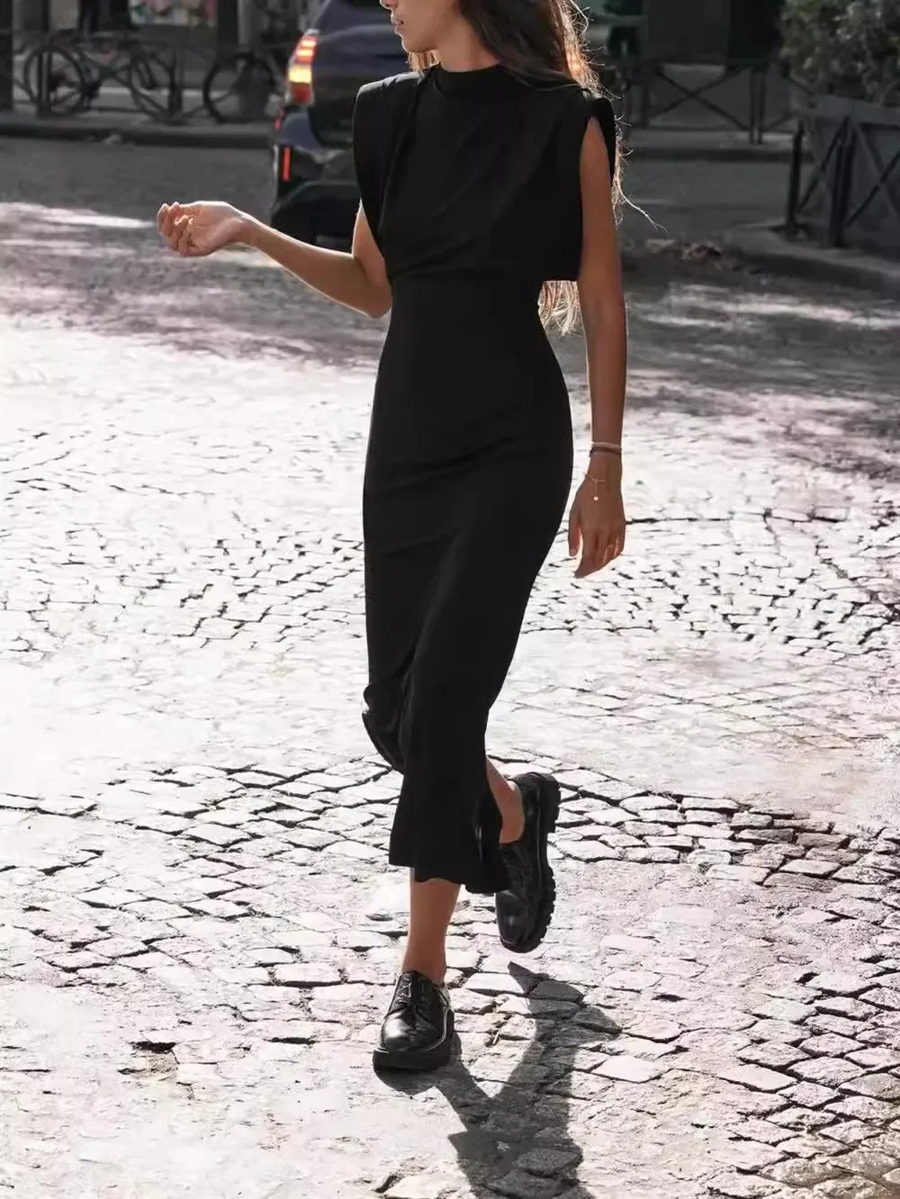 ZBZA Women's Slim Party Dresses Round Neck Sleeveless Shoulder-padded Bodycon High Waist Midi Dress Spring New Female Chic Dress