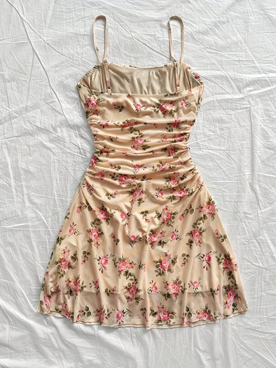 Women Summer Dresses 2025 New Sexy and Fashion Dress Romantic Field Simple Simple Elegant Dress