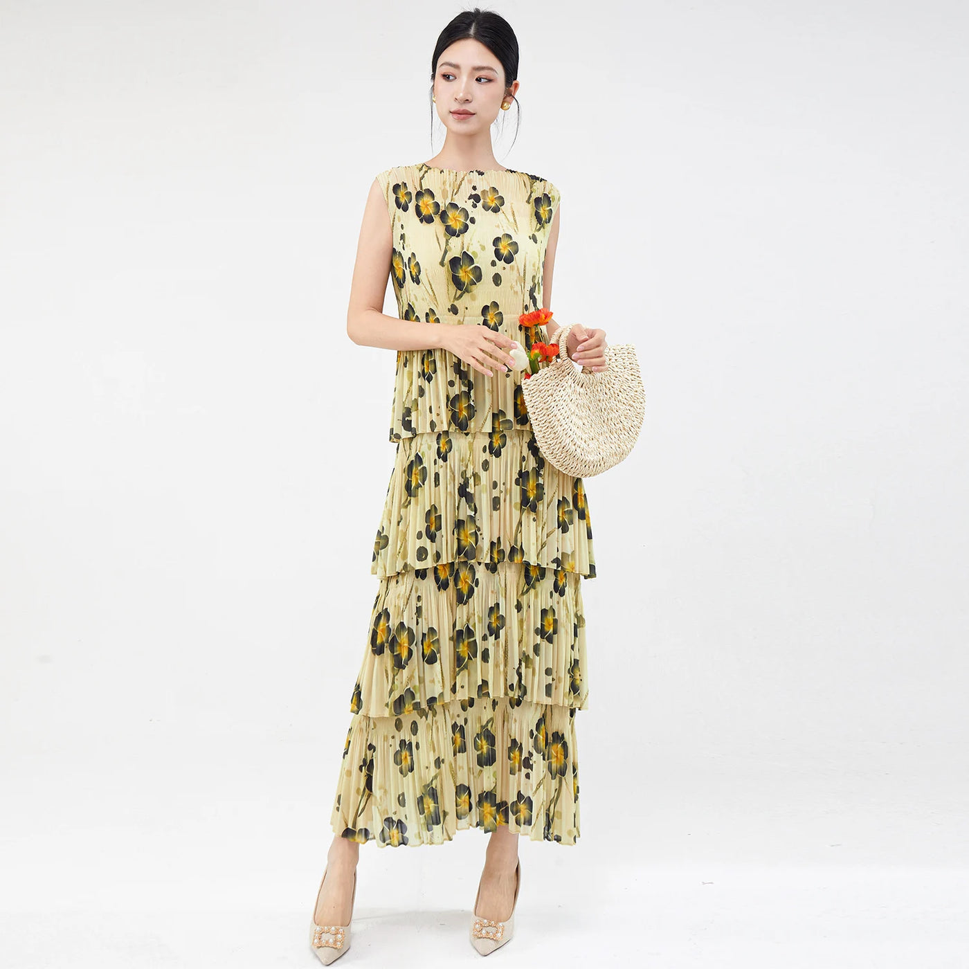 Women Dresses For Summer 2025 Miyake Pleated Dress Summer Fashion Holiday Style Printed Stretch Cake Dress