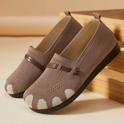 2025 Slip-On Casual Shoes for Women Soft Sole Spring New Style Walking Flats Ladies Leisure Comfortable Shoes Mom Sneakers