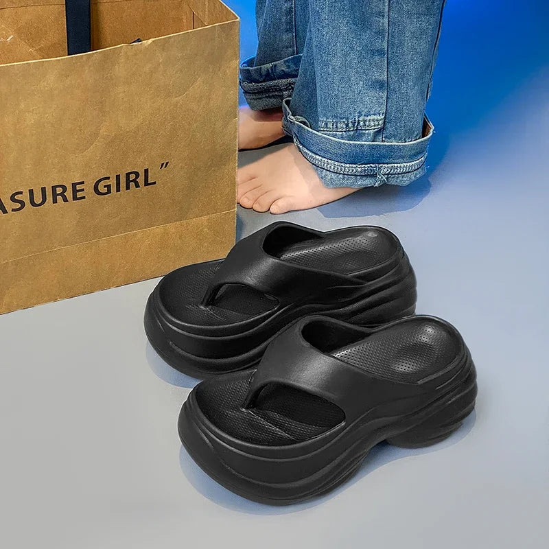 Flip-Flops Women's 2025 Summer New Lightweight Heightening Sandals Casual Slippers Outer Wear Beach Shoes Height Increasing