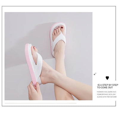 Platform Flip Flops for Women, Outdoor Beach Sandals 2025 Popular Design Non-slip Slippers Comfortable, Soft And Thick Sole