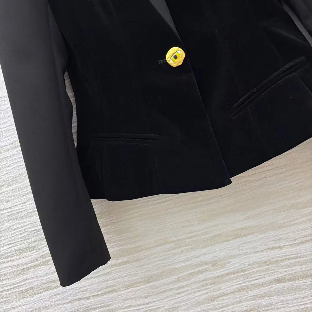 2025 New Autumn Black Velvet Wrapped Chest Panel Design Office Lady Jacket Women V-neck Long Sleeve Gold Eye Button Elegant Coat