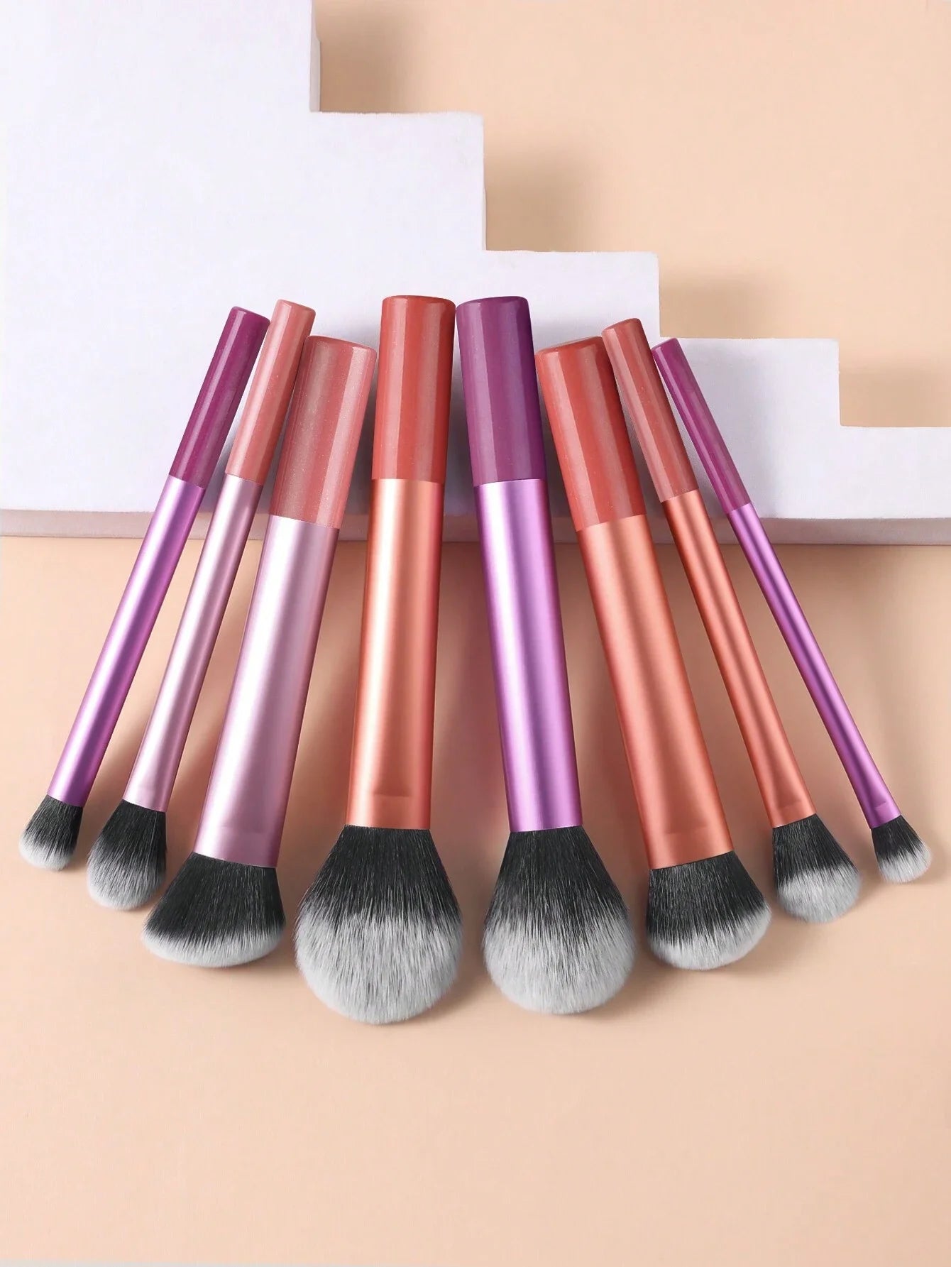 High-quality 8pcs/set Black Glossy Professional Makeup Brush Tool Kit Including Powder, Blush, Contouring, Eyeshadow, Highlighte
