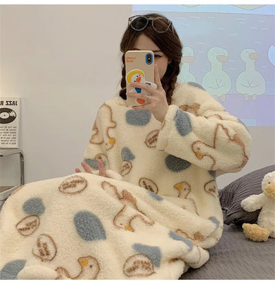 Autumn Winter Wearable Outdoors Loungewear Women Flannel Long Sleeve Cartoon Pullover Nightgown Lady Style Female Sleepwear