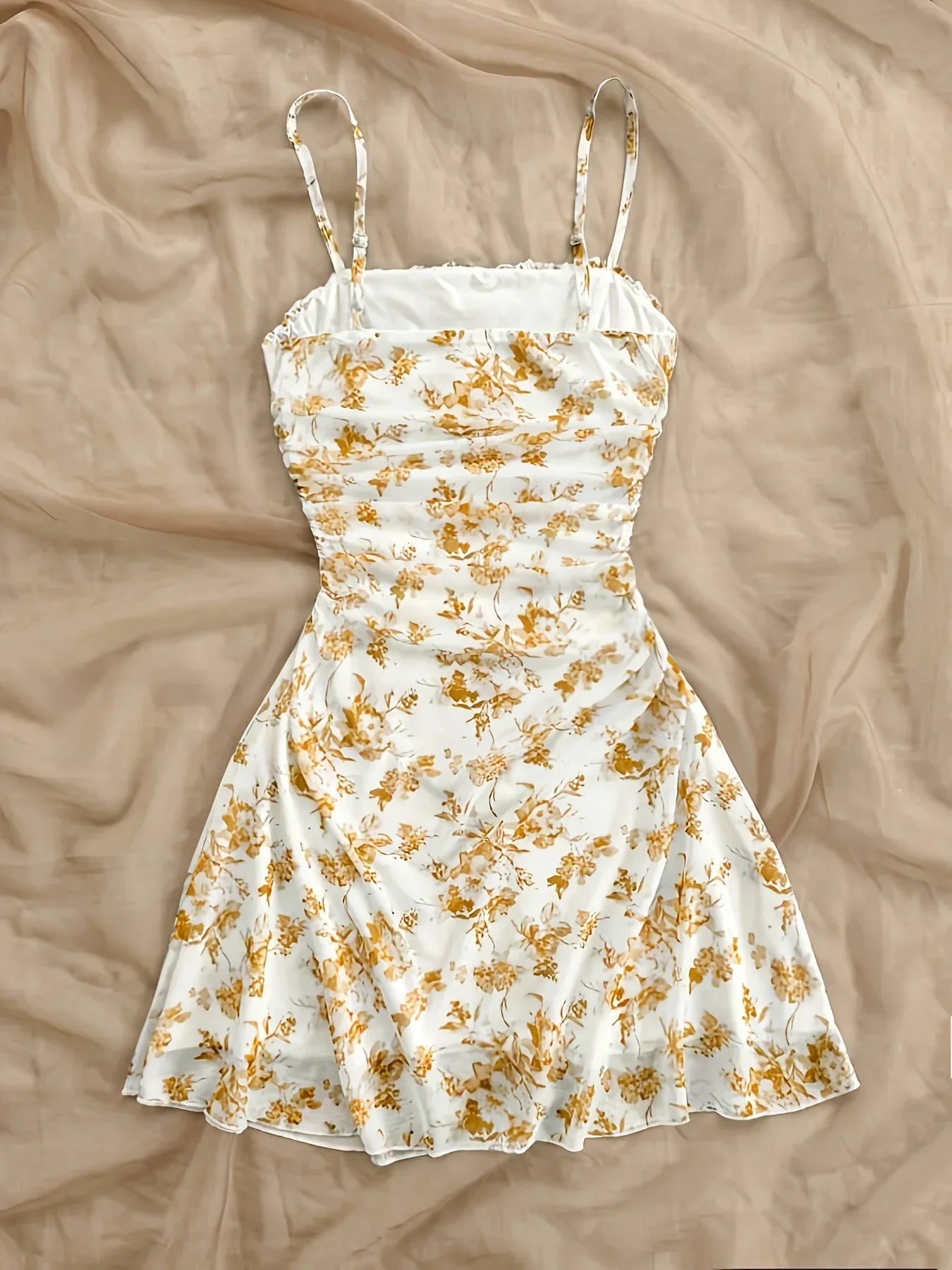 Women Summer Dresses 2025 New Sexy and Fashion Dress Romantic Field Simple Simple Elegant Dress