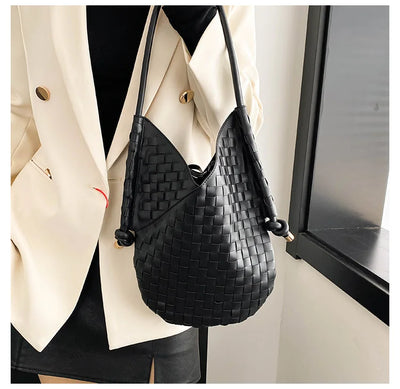 Famous Designer Women's Handbag With Convertible Shoulder Strap Leather Luxury Brand Elegant Spacious