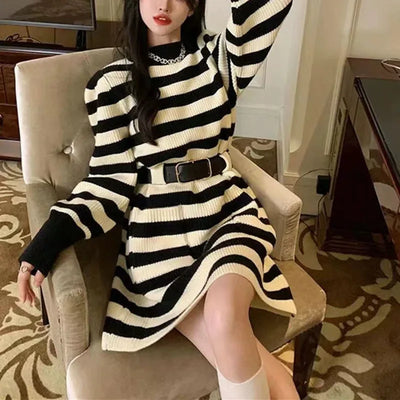 Korean Fashion with Belt Short Dress Women Vintage Long Sleeve Knitted Dresses Female 2025 New Loose Pocket Solid Basic Dresses