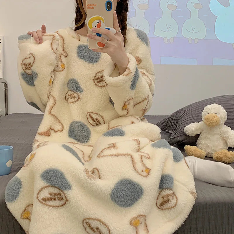 Autumn Winter Wearable Outdoors Loungewear Women Flannel Long Sleeve Cartoon Pullover Nightgown Lady Style Female Sleepwear