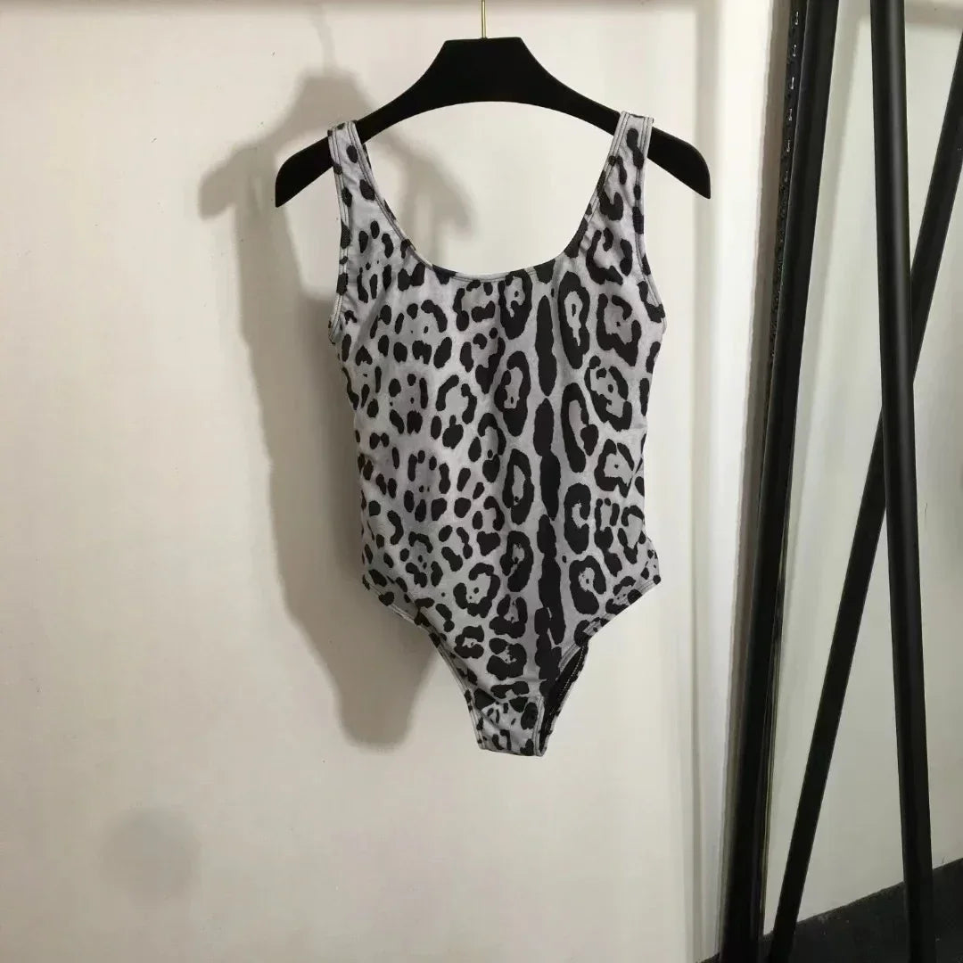 Luxury Design Women's One-piece Swimsuits Classic Hollow Swimwear Designer Brand Beach Sexy Bikini Sets