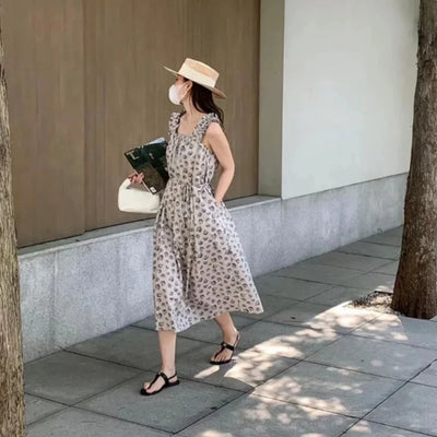 2025 Women's Flip Flops Summer New T Straps Simple Sandals Casual Flat Sandals  flat heel clip toes Roman outside Casual Shoes