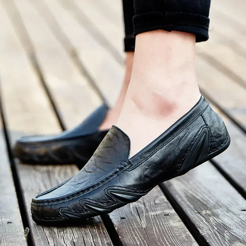 Autumn Shoes for Men Leather Casual Shoes Luxury Italian Men's Loafers Moccasins Breathable Black Versatile Driving Shoes 2024