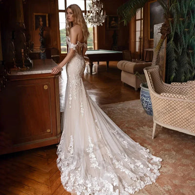 Customized Exquisite Sweetheart Wedding Gown Charming Sleeveless Wedding dress Lace Applique Bridal Dresses Vestidos De Noiva