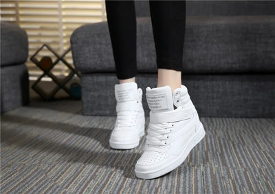 2023 Autumn Designer Wedges White Platform Sneakers Women Shoes Leather Black High Top Sneakers Hidden Increasing Basket Femme