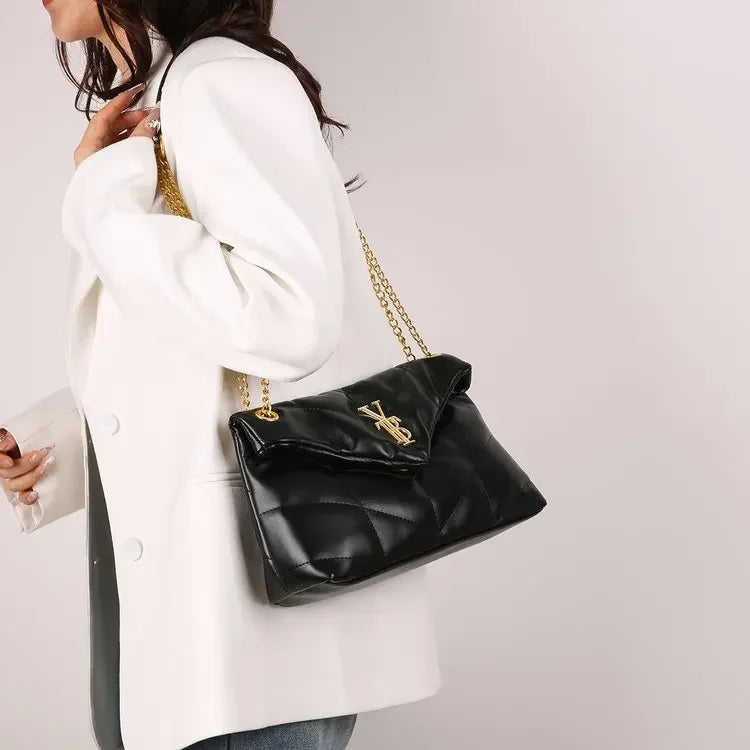 Luxury Brand Handbags for Women, Fashionable Shoulder Bag and Tote Bags in Leather By Famous Designer Elegant