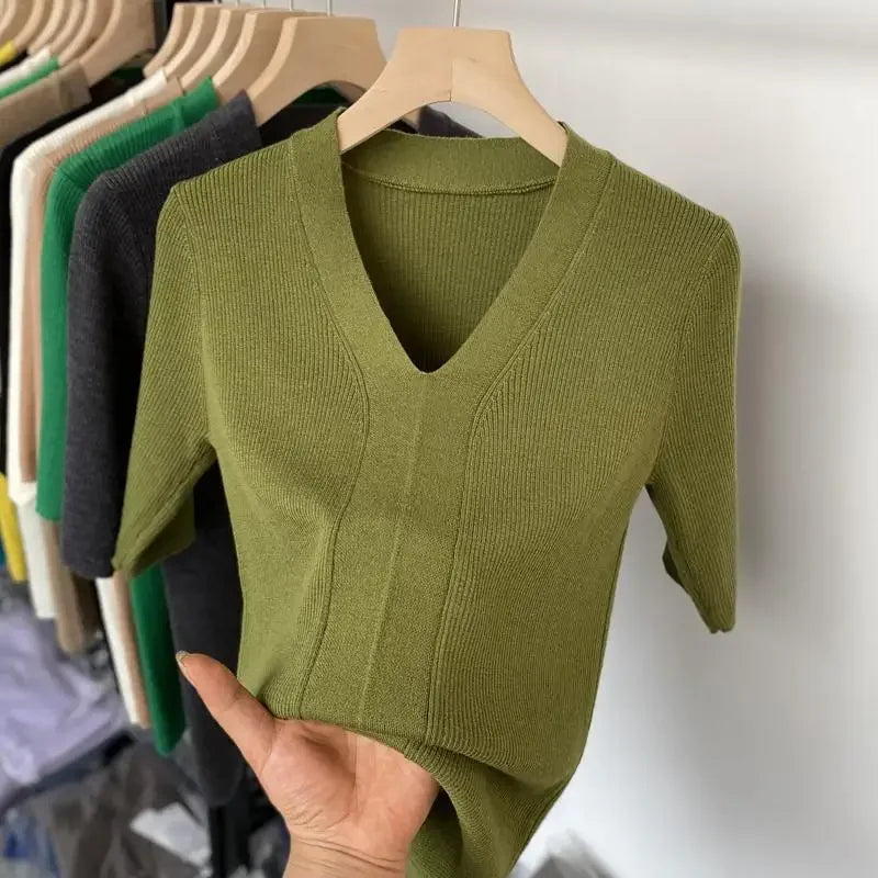 2025 Summer New T-shirts for Women Elegant Fashion Short Sleeve T-shirt Female Trend Tops Ladies Tees Basic Tops Clothing