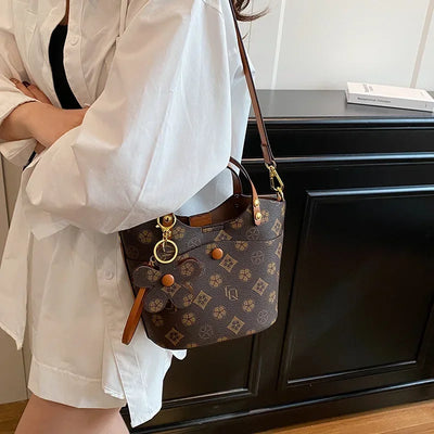 In 2025, Designer Retro Printed Handbags, Convertible Crossbody Bags, and Luxury Textured Best-selling Women's Bags