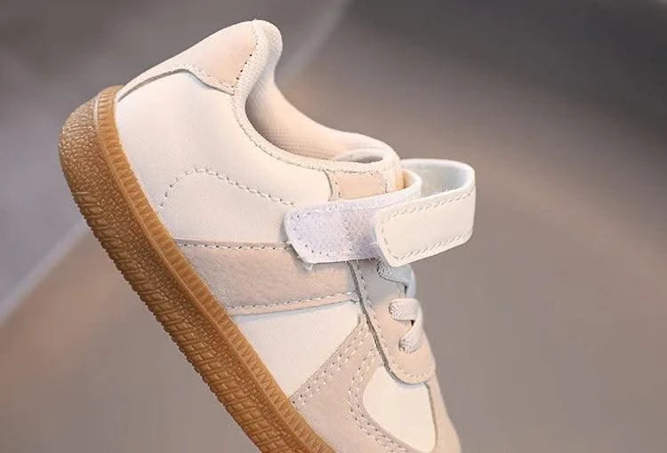 Children's Sports Shoes Flat Non Slip Boys' Running Shoes Breathable Comfortable Casual Shoes Autumn New Girls Sneakers J131