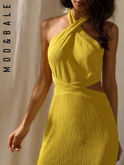 Designer Dresses 2025 New Summer Halter Neck Cutout Slim Fit Maxi Dress Backless Long Skinny High Slit Party Evening Dress