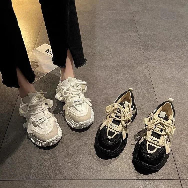Sports Woman Footwear High on Platform Sneakers Lace Up Athletic Shoes for Women Quality Vulcanized Shoe Designer Luxury Light A