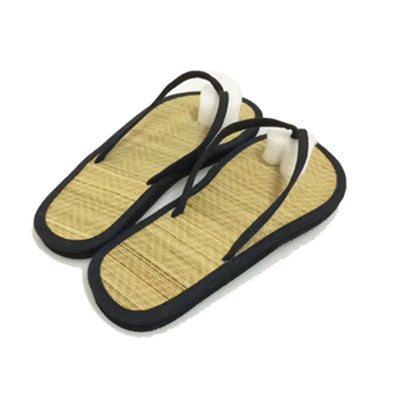 Fashion Women Flip Flop Flat Sandals Summer 2025 Silent Rattan Comfortable Beach Slippers Casual Minimalist Thong Sandals
