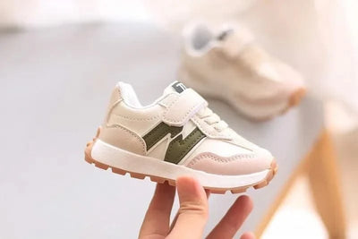 Children's Sports Shoes Toddler Breathable Non Slip Comfort Sneakers Lightweight Hook and Loop Soft Sole Running Casual Shoes