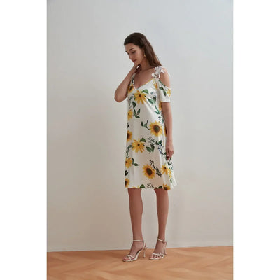 Women'S Elegant Dresses 2025 Summer New Women's Fashionable Lace V-neck classic style Dress Summer Casual Bohemian Daily dress