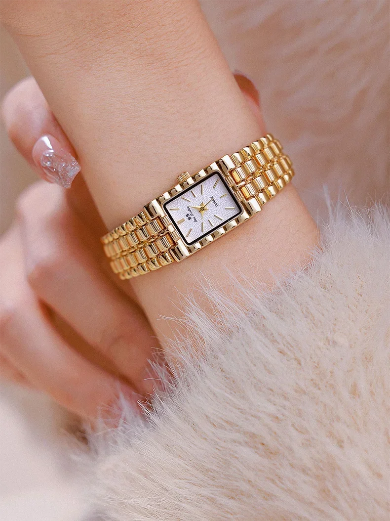Luxury Ladies' Watch Retro Elegant Gold Silver Small Square Watch High Quality Watchchain Gift Watches For Women