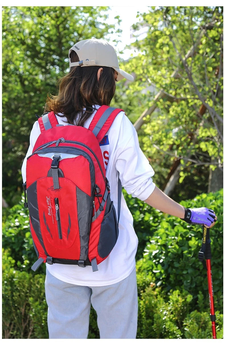 Outdoor Travel Backpack Big Capacity Fashion Travel Backpacks Men Climbing Travel Backpack Classic Sport Travel Backpacks
