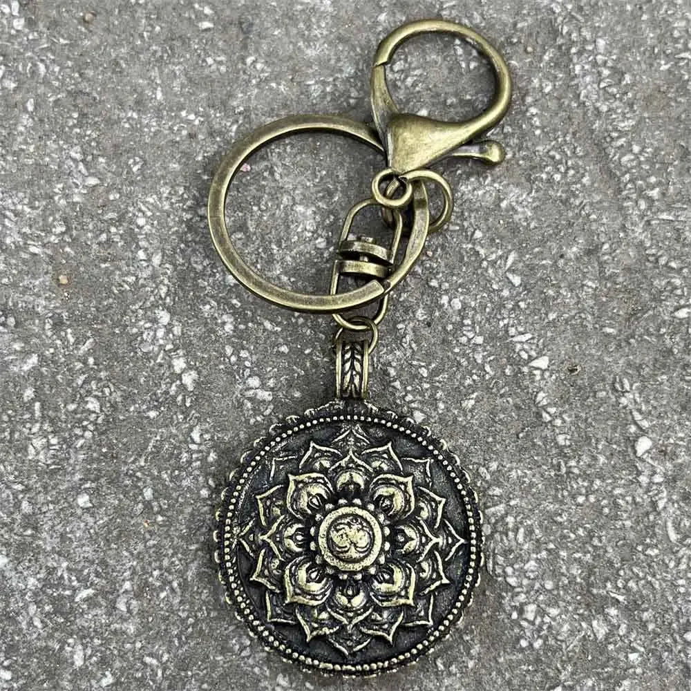 Nostalgia Yoga Lotus Keyring Mandala Jewelry Vintage Keychain For Women Buddhism Gifts