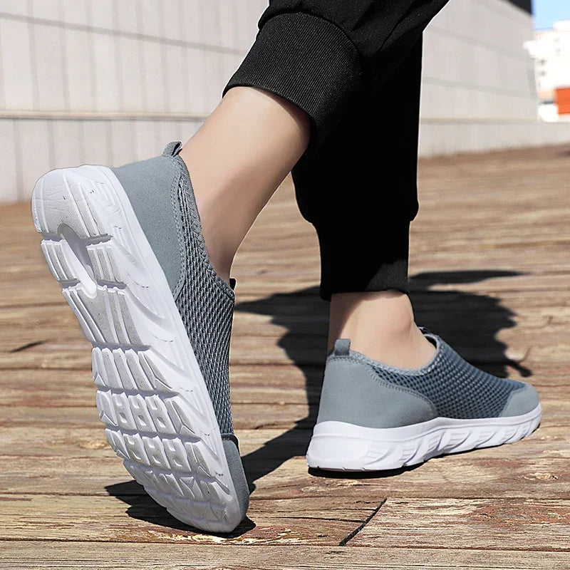Men Shoes Breathable Mesh Summer Lightweight Hiking Walking Casual Shoes Slip-On Driving Men's Loafers