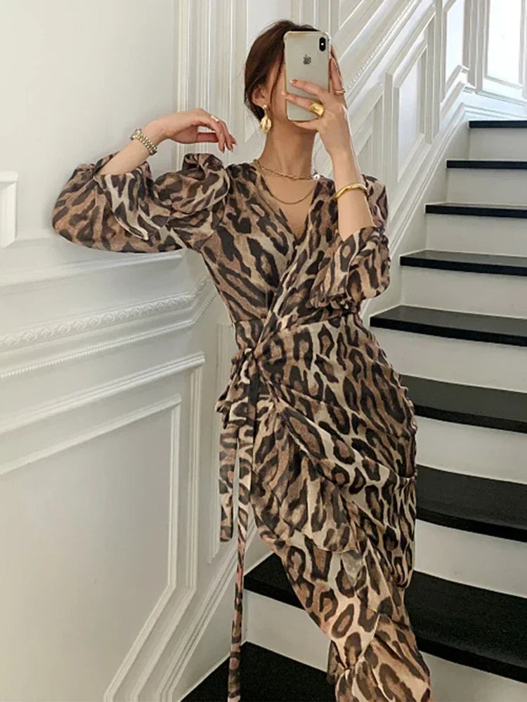 New Fashion Leopard Print Casual Dresses for Women Sexy V-Neck Chicly Lace-Up Slim Waist Basic Long Sleeve Simple Female Dresses