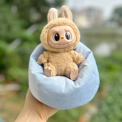 Sofa only] Second-generation Labub sitting party series doll sofa LABUBU car mini sofa bed
