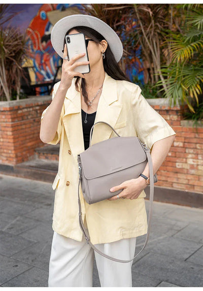 Women's Cowhide Genuine Leather Shoulder Bag Female Fashion Luxury Designer Handbags Ladies Commuting Large Capacity Bucket Bags