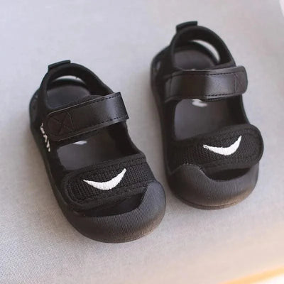 Children's Sports Sandals with Toe Caps, Anti-Collision Soft Sole, Anti Slip Shoes, Breathable Walking Shoes for Boys and Girls