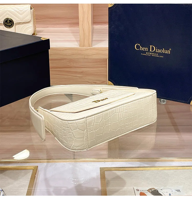 Classic Women's Handbag in Leather, Shoulder and Crossbody Bag Style, Luxury Elegant Design for Ladies By Famous Designer