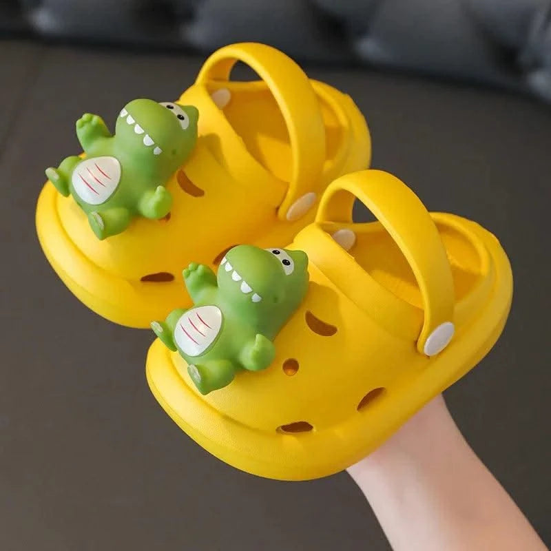 2023 Clogs Boys Girls Summer Kids Children's Hole Shoes Infant Indoor Slippers Non-Slip Beach Sandals Toddler Home Shoes Baby - Elanique