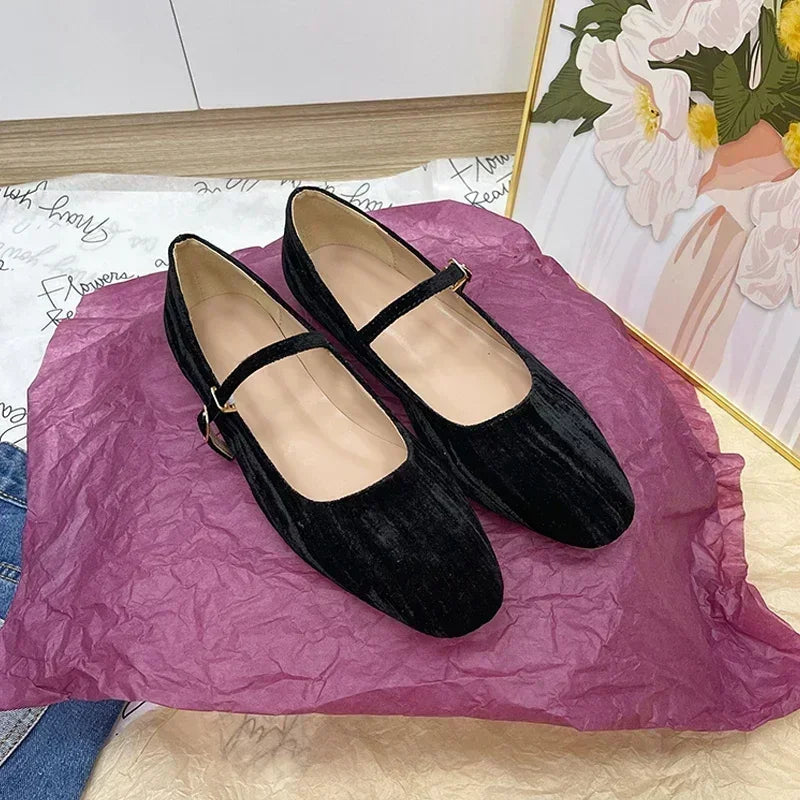 2025 Women Shoes Luxury Velvet Ballet Shoes Women Square Toe Flat Mary Janes Ladies Fashion Buckle Strap Velour Shallow Loafers