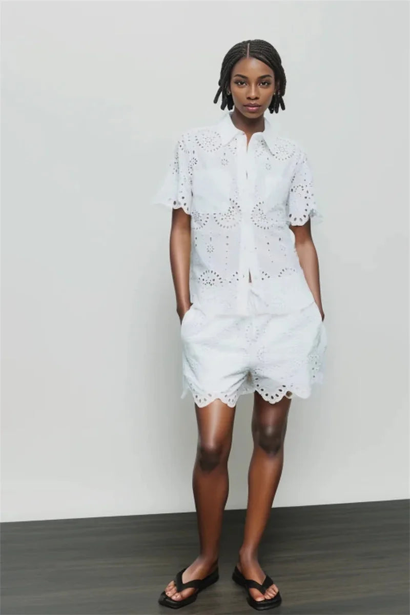 2025 Women's New Shorts Summer White Cutout Sexy Shorts Embroidered Trims Casual Fashion Personality Versatile