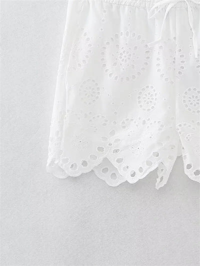 2025 Women's New Shorts Summer White Cutout Sexy Shorts Embroidered Trims Casual Fashion Personality Versatile