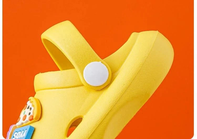 2023 Clogs  Boys Girls Summer Kids Children's Hole Shoes Infant Indoor Slippers Non-Slip Beach Sandals Toddler Home Shoes Baby