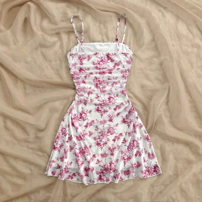 Women Summer Dresses 2025 New Sexy and Fashion Dress Romantic Field Simple Simple Elegant Dress