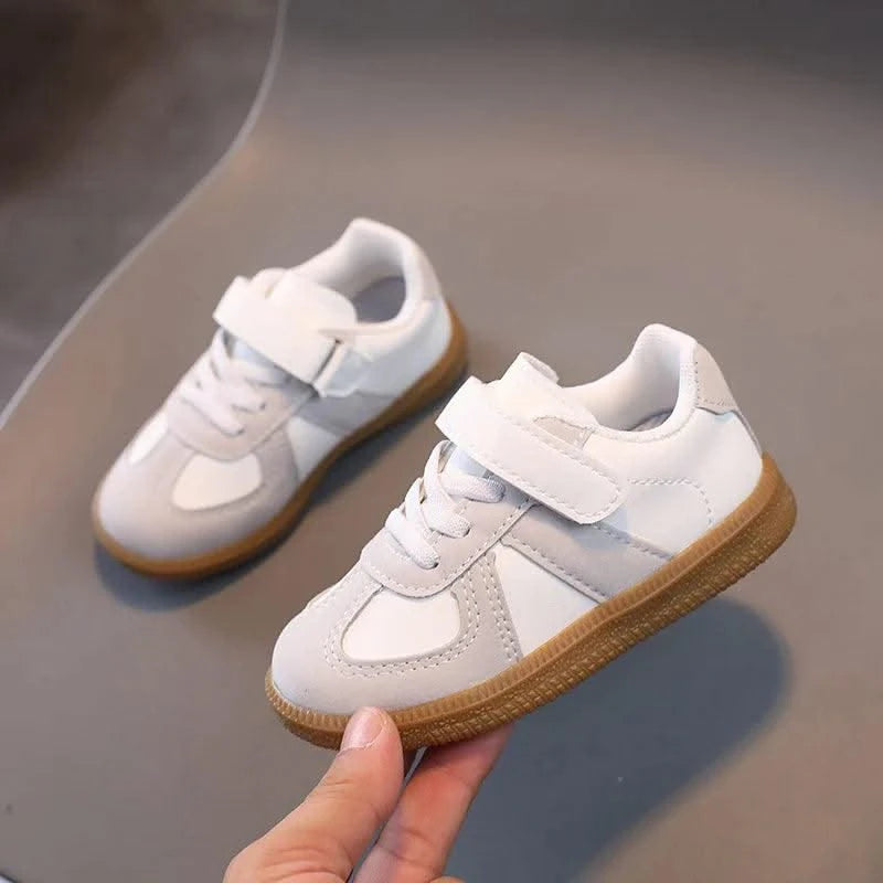 Children's Sports Shoes Flat Non Slip Boys' Running Shoes Breathable Comfortable Casual Shoes Autumn New Girls Sneakers J131