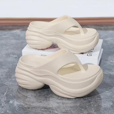 Flip-Flops Women's 2025 Summer New Lightweight Heightening Sandals Casual Slippers Outer Wear Beach Shoes Height Increasing