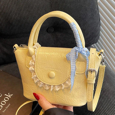 2025 New Designer Hand Carved Shoulder Bag Stylish Textured Crossbody Purse for Women Elegant Handheld Tote Fashionable
